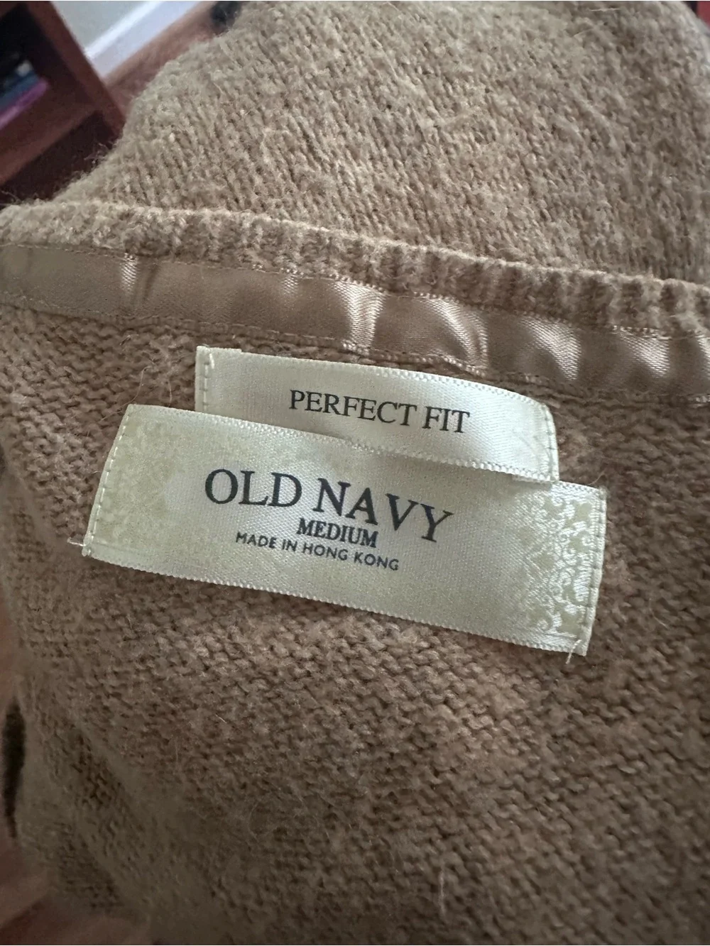 Early 2000s Vintage Old Navy Women's V-Neck Sweater in Taupe